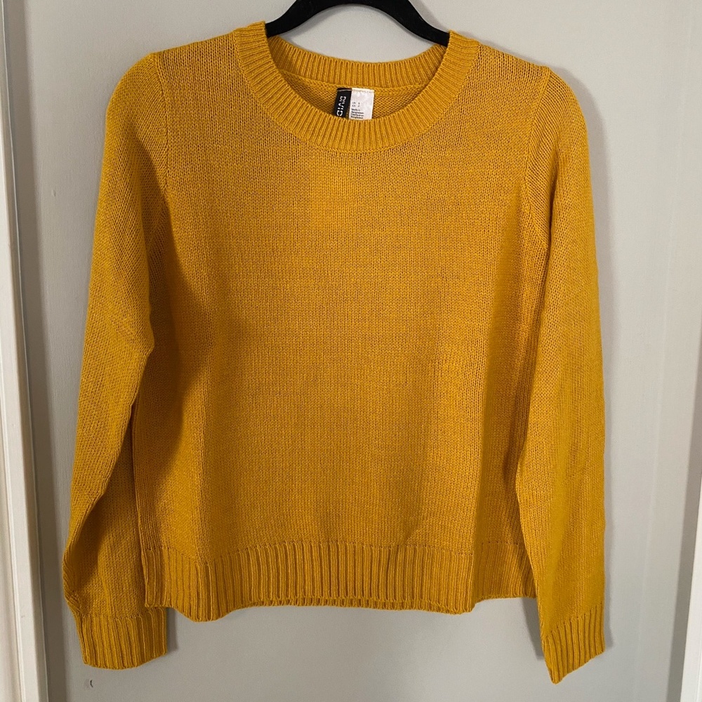 NWT H&M Sweater, Yellow, Size S